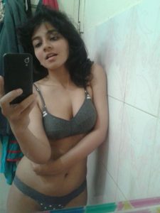 Erotic Nude Indian Girls - Insanely Hot Indian Girl Sexy Selfies For You to Fap | Indian Nude Girls