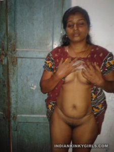 indian marwadi wife nude showing boobies and pussy leaked 006