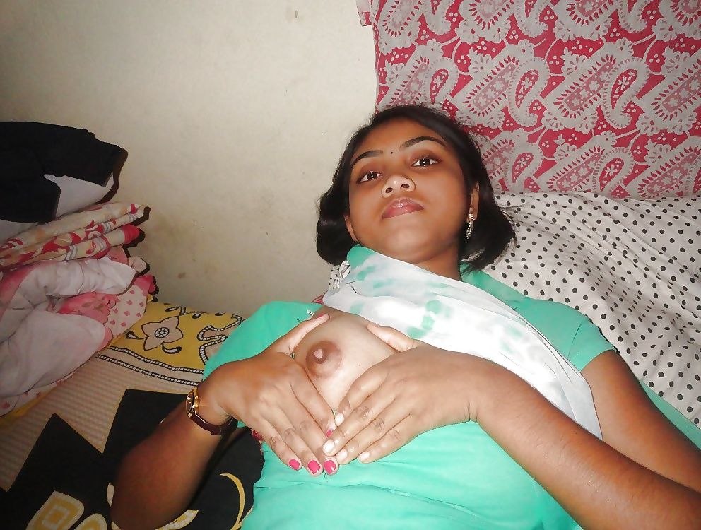 Naked marathi school girl