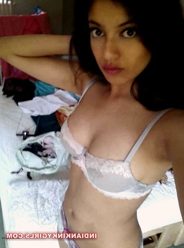 super hot kashmiri teen leaked naked selfies 003