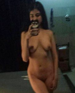 sexy indian teen neetu complete nude selfies 004
