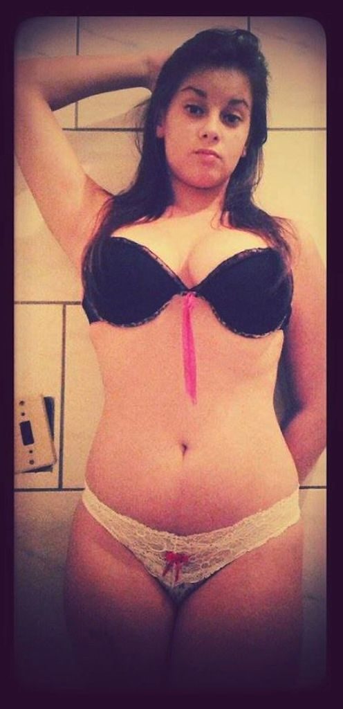 cute desi teen with amazing boobs nude photos 002