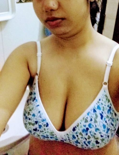 Sumitra Girl Sex - Bangla Babe Sumitra Nude Pussy and Boobs Show | Indian Nude Girls