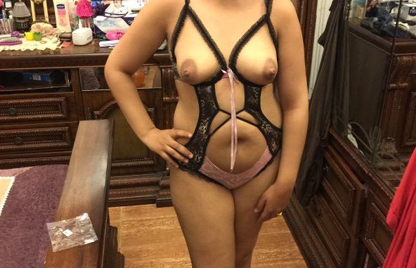 592px x 381px - Naughty Housewife Nude At Anniversary Night | Indian Nude Girls