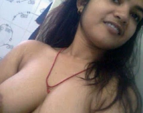 Girls nude big tits