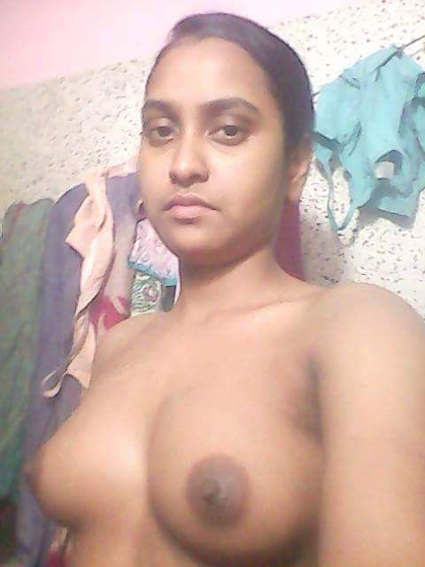 mallu muslim nurse nude selfies 013