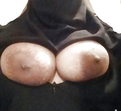 muslim housewife fathima nude leaked photos 002