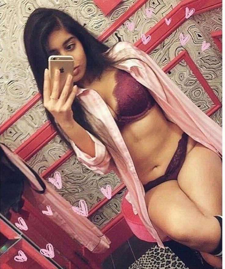 naughty desi girls sexy and naked selfies leaked photos 003