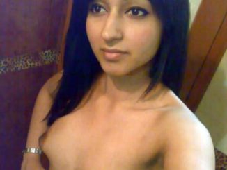 beauty indian software girl topless selfies 001