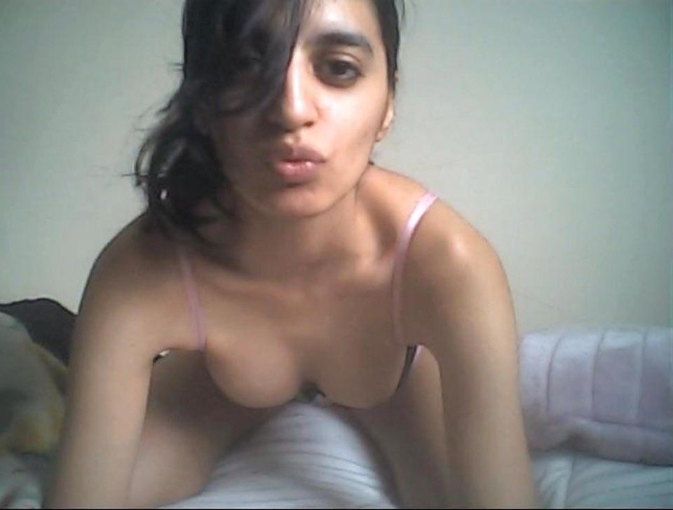 Desi Muslim Naked Girls - indian muslim girl stripping nude on cam 004 â€“ Best Of Nude ...