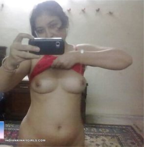 young curvy teen nude selfies leaked 001