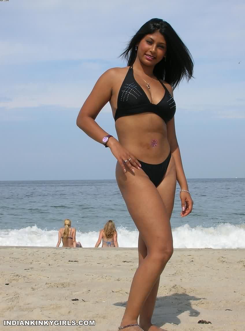 Bangalore Techie Topless Photos In Australia Indian Nude