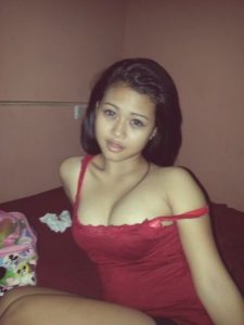 cute east indian teen nude teasing photos leaked