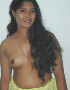 beautiful chennai working wife nude seducing boss 003