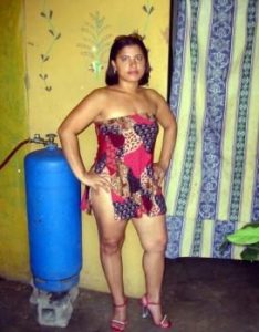 horny bhabhi showing big boobs and pussy