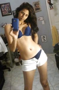 indian babe with big natural boobs selfies