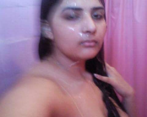 married lecturer sehrish naked leaked pics 002
