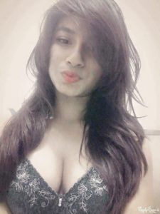 cute desi college girl topless selfies leaked 002