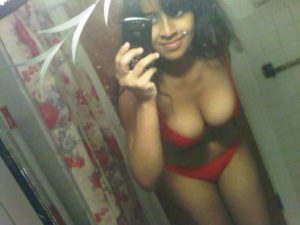 sexy college girl naked selfies leaked 002