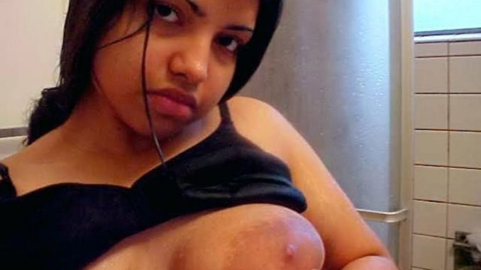 village girl masturbating pussy selfies sent to boyfriend 003