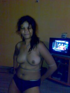 horny girl nude ready to get fucked 002