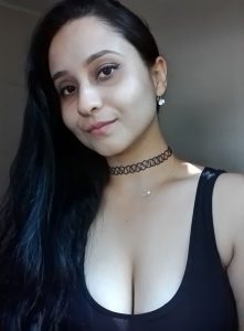 lovely sindhi girlfriend with amazing boobs nude