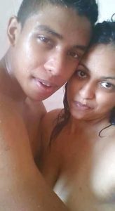 desi college lovers leaked naked intimate pics 002