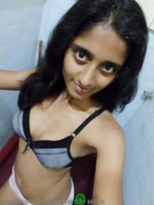 naughty and sexy indian teen naked selfies 002