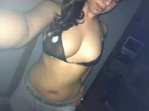 amateur sexy girlfriend hot selfies leak 005