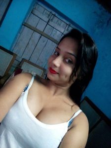 geetha wants to show her naked body 001