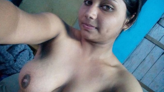 geetha wants to show her naked body 005