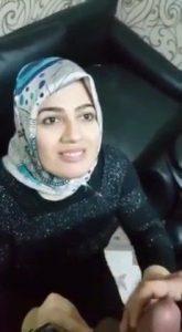 beautiful muslim wife sucking cock pics