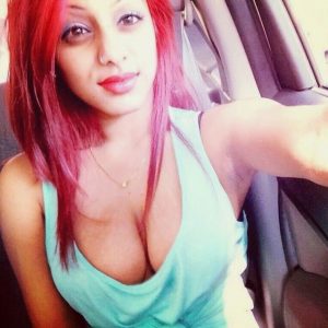 kinky girl topless selfies showing huge boobs 001