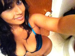 sexy mumbai model nude whatsapp photos leaked 001