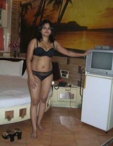 indian wife nude honeymoon 001