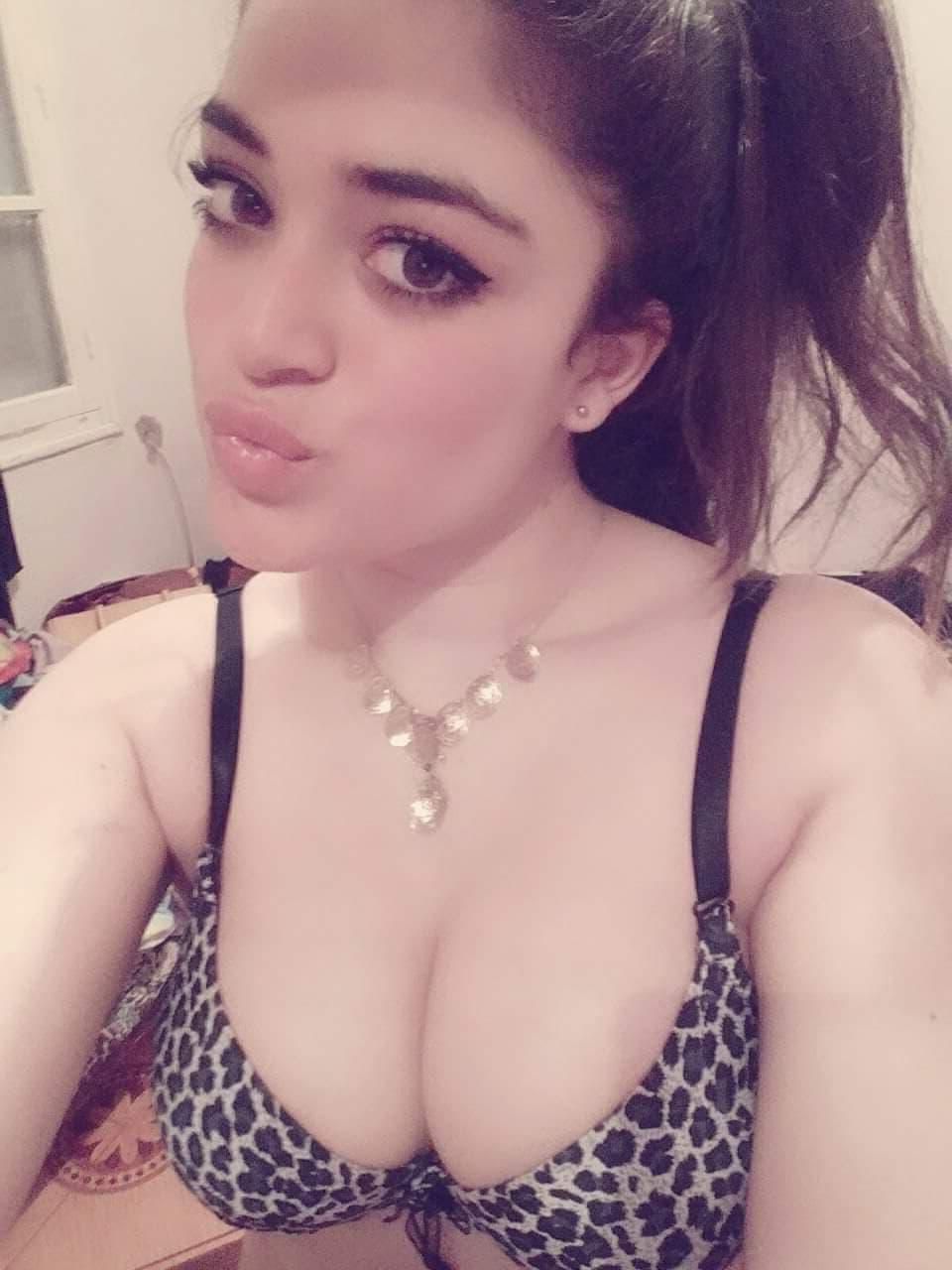 pretty chubby girl porn