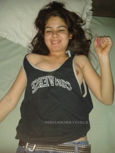 indian muslim wife nude photos 011