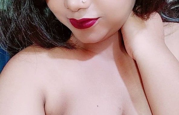 592px x 381px - Beautiful Desi Teen Big Tits Selfies Leaked | Indian Nude Girls