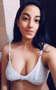 gorgeous indian teen naked selfies awesome boobs 001