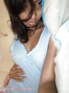 sexy tamil girl nude tits and pussy photos