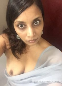 indian bhabhi nude photos of affair with lover 007
