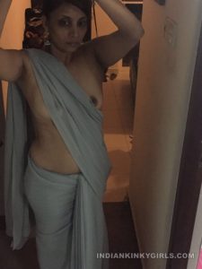 indian bhabhi nude photos of affair with lover 016
