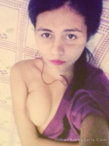 sexy desi teen leaked nude selfies showing small tits 002