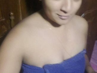 beautiful pune college girl showing sexy naked boobs 005