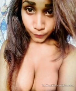 naughty desi teen showing puffy boobs selfies 009