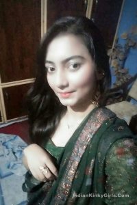 sexy mumbai indian girl showing round boobs 006