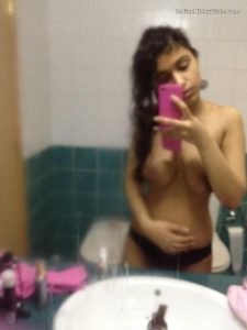 beautiful punjabi college student leaked nude selfies 016