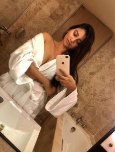 indian instagram model leaked nude selfies 011