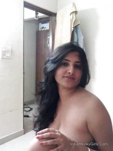 beautiful delhi indian girl nude tits photos 011
