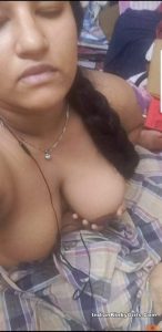 sexy mallu girl with big boobs topless photos 007